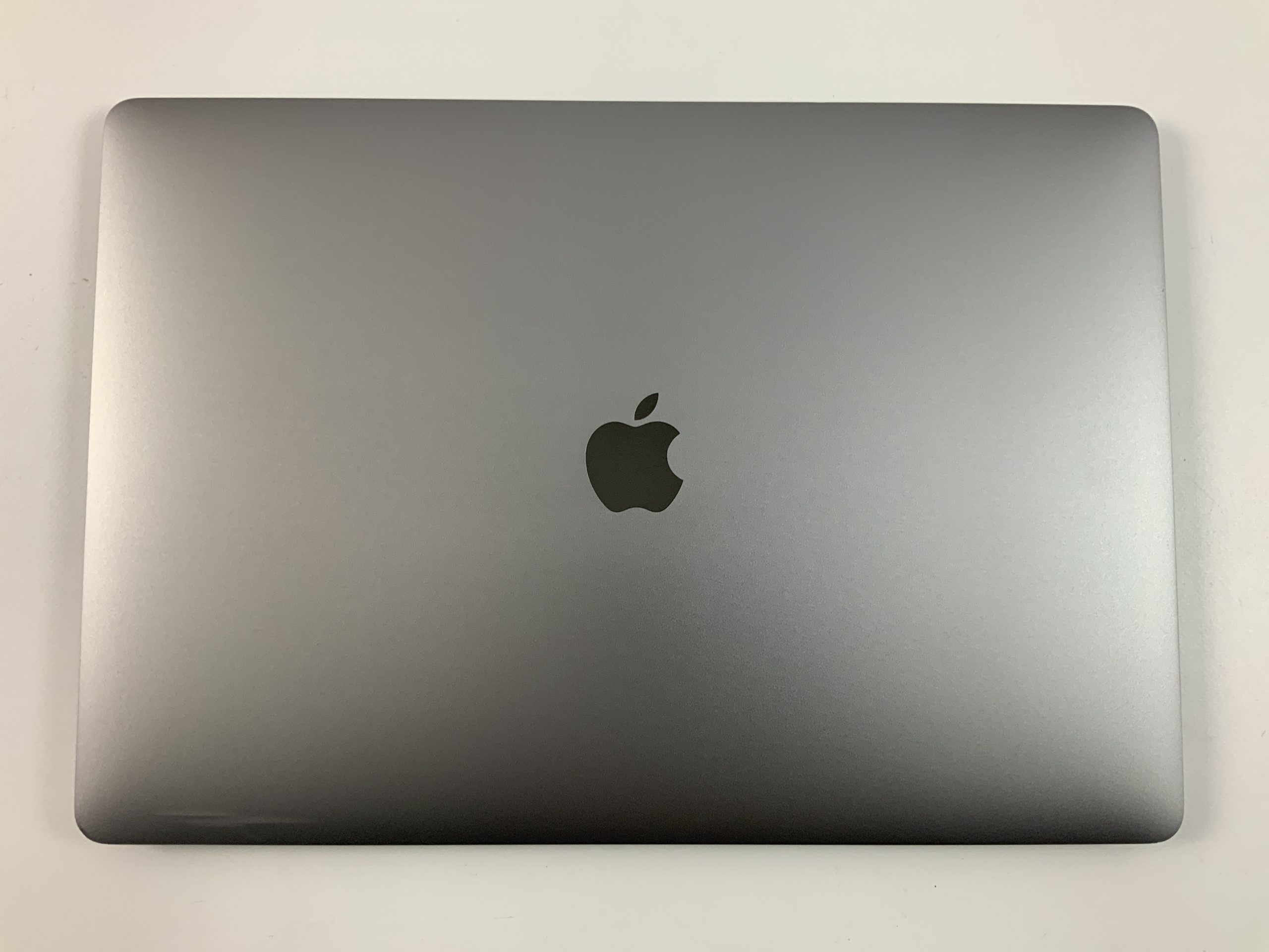 MacBook Pro 15" Touch Bar Mid 2018 (Intel 6-Core i7 2.2 GHz 16 GB RAM 512 GB SSD), Space Gray, Intel 6-Core i7 2.2 GHz, 16 GB RAM, 512 GB SSD, Afbeelding 3